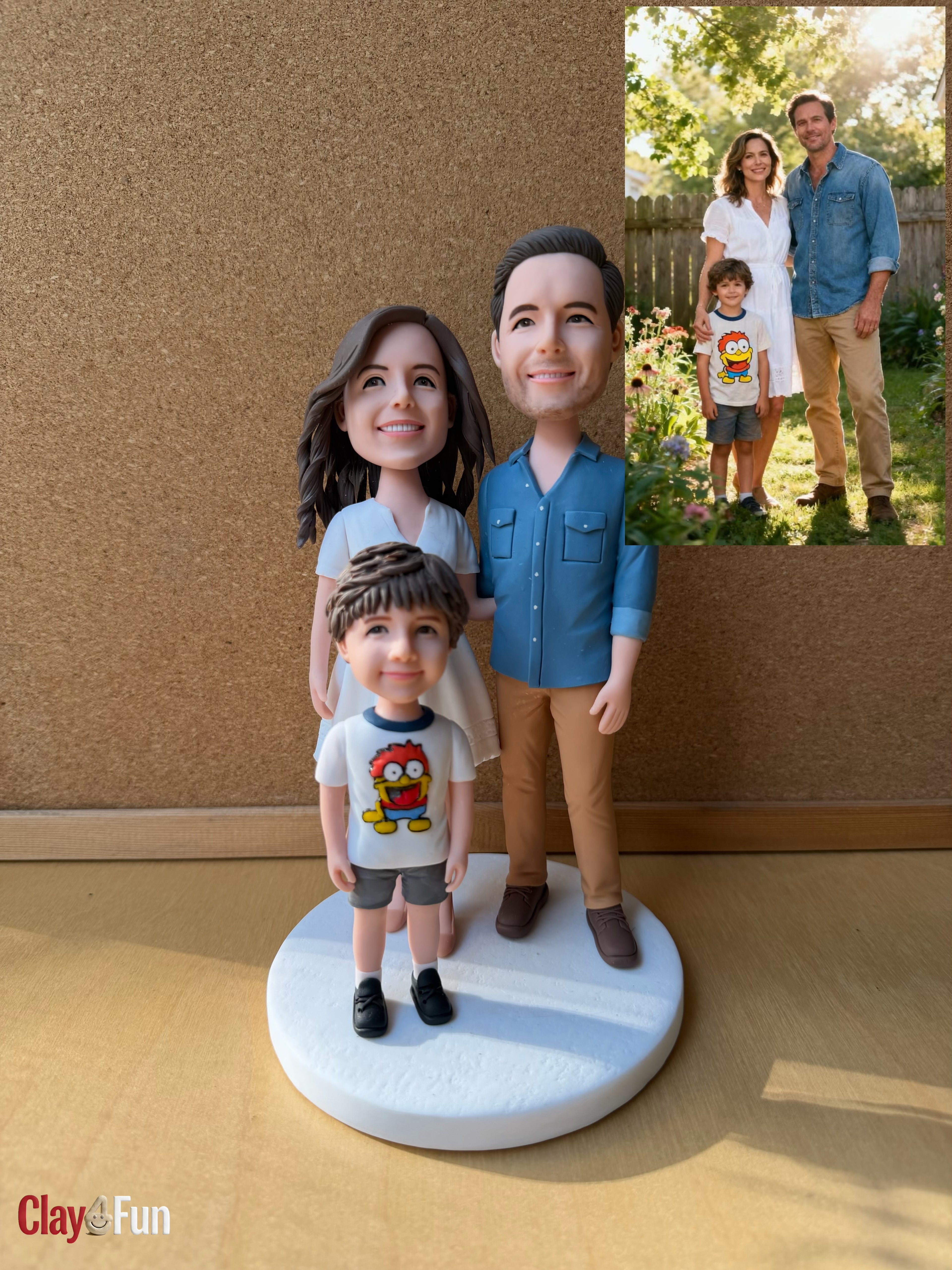 Fully Customizable Triple Bobbleheads（person or pet）